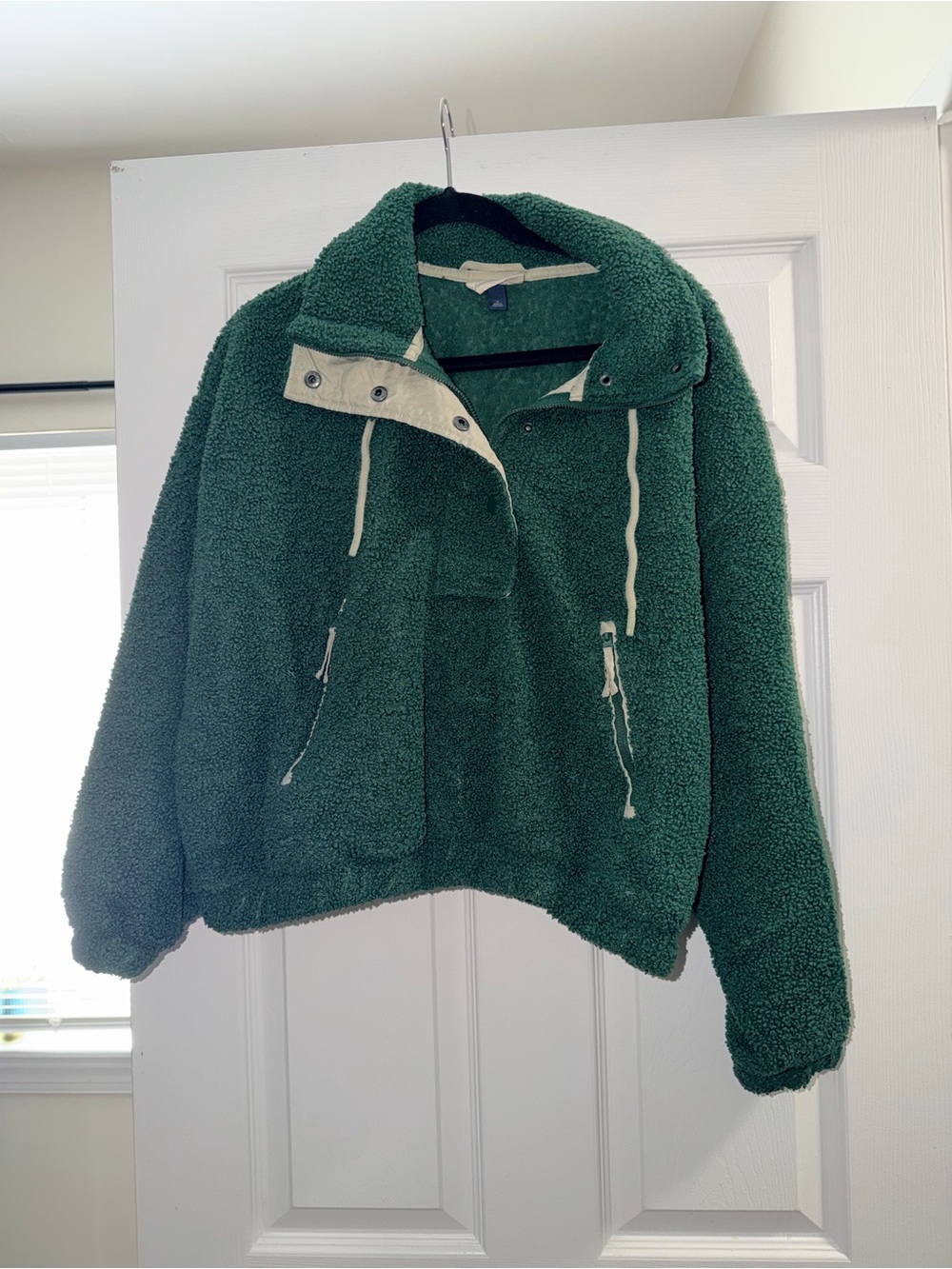 Universal Thread Green Teddy Sherpa Jacket with Drawstring Hood